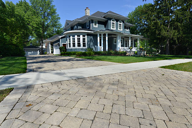 Best Affordable Driveway Pavers  in Jeanerette, LA